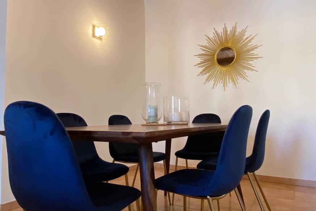 Tres Beau Appartement Au Centre Historique De Riez Exteriér fotografie